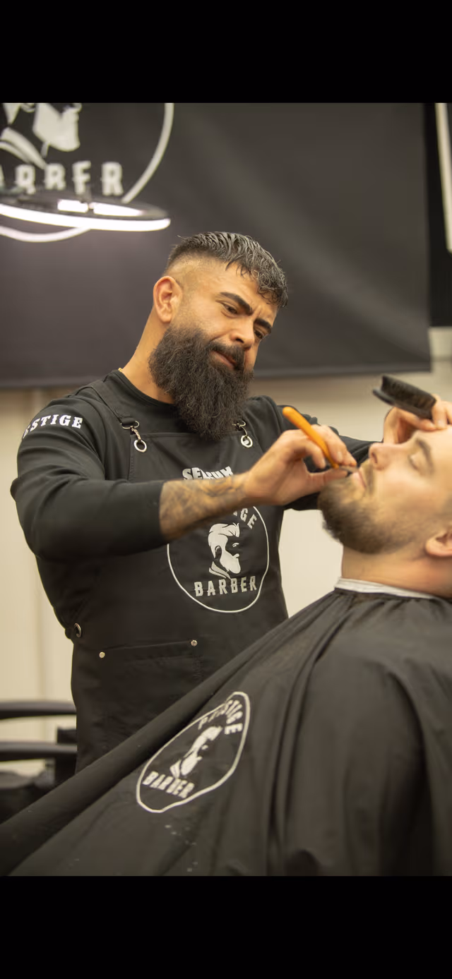 Hakan, barber hos Prestige Barber